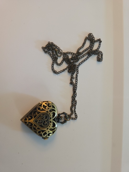 Jewelry - Antique-Style Heart Locket Necklace in Bronze Works###